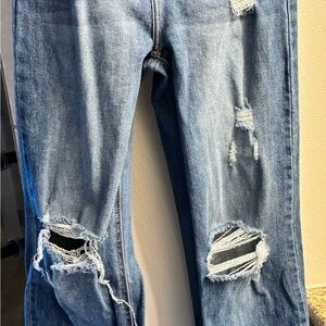 Distressed Risen Blue Jeans